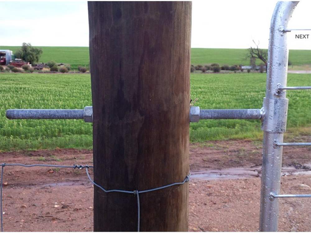 Gate installation