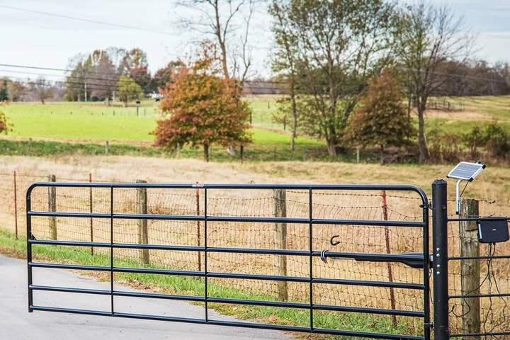 Mighty Mule Farm Gate